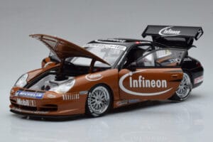 Porsche 911 996 GT3 R #2 S. Miau Carrera Cup Asia 2004 AUTOart 1:18 80488 Metal — billede 2 af 7