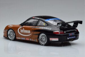 Porsche 911 996 GT3 R #2 S. Miau Carrera Cup Asia 2004 AUTOart 1:18 80488 Metal — billede 6 af 7