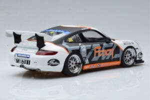 Porsche 911 997 GT3 Cup #33 M. Marsh Carrera Cup Asia 2006 AUTOart 1:18 80782 Metal — billede 3 af 7