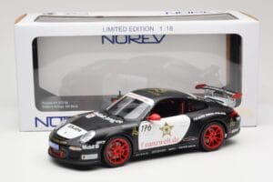 Porsche 911 997 GT3 RS #176 Team Ring Police VLN 2011 Norev 1:18 187570 Metal — billede 8 af 8