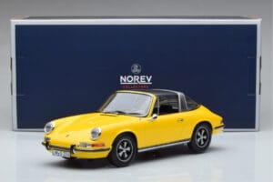 Porsche 911 E Targa Norev 1:18 187643 Metal — billede 7 af 7