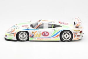 Porsche 911 GT1 #38 T. Boutsen / M. Kelleners 24 Hours of Le Mans 1998 UT Models 1:18 39817 Metal — billede 3 af 6