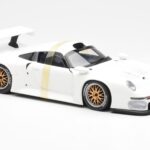 Porsche 911 GT1 Hvid UT Models 1:18 - image 4 of 6