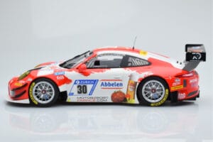 Porsche 911 GT3 R Frikadelli Racing Team #30 M. Muller / M. Arnold / F. Henzler / M. Campbell 24 Hours of Nurburgring 2018 Mi — billede 3 af 6