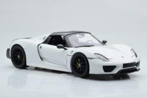 Porsche 918 Spyder Weissach Package Hvid Med Sorte Fælge Minichamps 1:18 113062443 Metal — billede 7 af 9