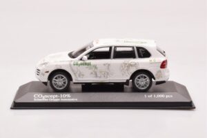 Porsche Cayenne Concept Schaeffler Gruppe Automotive Minichamps 1:43