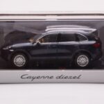 Porsche Cayenne 9PA Diesel Mørkeblå Minichamps 1:43 - image 4 of 4
