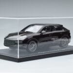 Porsche Cayenne Turbo Coupe Mahogni Norev 1:18 WAP0213190K Metal - image 7 of 8