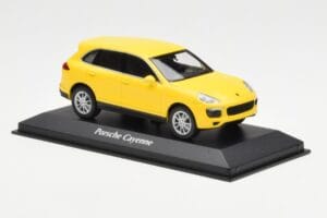 Porsche Cayenne 92A Gul MaxiChamps 1:43 940063201 Metal — billede 3 af 4
