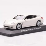 Porsche Panamera 970 Diesel Carrara Hvid Minichamps 1:43 - image 2 of 4