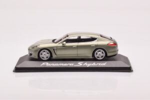 Porsche Panamera 970 S Hybrid Critall Grøn Minichamps 1:43