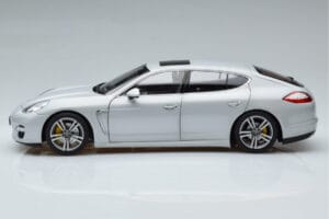 Porsche Panamera 970 Turbo Sølv Norev 1:18 187609 Metal — billede 4 af 7