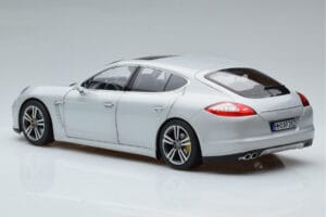 Porsche Panamera 970 Turbo Sølv Norev 1:18 187609 Metal — billede 6 af 7