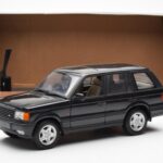 Range Rover P38 4.6 HSE Sort Metallic AUTOart 1:18 - image 2 of 9