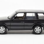 Range Rover P38 4.6 HSE Sort Metallic AUTOart 1:18 - image 4 of 9