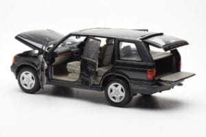 Range Rover P38 4.6 HSE Sort Metallic AUTOart 1:18 70017 Metal — billede 8 af 9