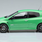 Renault Clio 3 RS Grøn Otto 1:18 - image 3 of 6