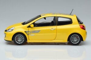 Renault Clio RS Mk3 F1 Team Norev 1:18 185236 Metal — billede 4 af 7
