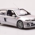 Renault Clio V6 Phase 1 Sølv Otto 1:18 - image 4 of 6