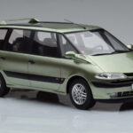 Renault Espace 3 Grøn Otto 1:18 - image 4 of 6