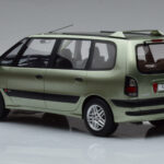 Renault Espace 3 Grøn Otto 1:18 - image 5 of 6