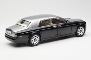 Rolls-Royce Phantom VII EWB Sort og Sølv Kyosho 1:18 08841BKS Metal — billede 3 af 8