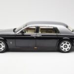 Rolls-Royce Phantom VII EWB Sort og Sølv Kyosho 1:18 08841BKS - image 4 of 8