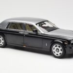 Rolls-Royce Phantom VII EWB Sort og Sølv Kyosho 1:18 08841BKS - image 6 of 8