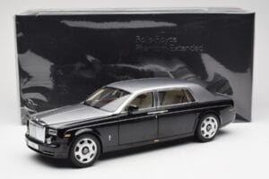 Rolls-Royce Phantom VII EWB Sort og Sølv Kyosho 1:18 08841BKS Metal — billede 8 af 8