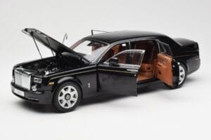 Rolls-Royce Phantom VII EWB Diamond Sort Kyosho 1:18 08841DBK2 Metal — billede 2 af 8