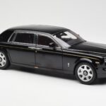 Rolls-Royce Phantom VII EWB Diamond Sort Kyosho 1:18 08841DBK2 - image 6 of 8