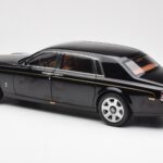 Rolls-Royce Phantom VII EWB Diamond Sort Kyosho 1:18 08841DBK2 - image 7 of 8