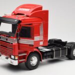 Scania 143M 470 Topline Rød MCG 1:18 MCG18142 - image 2 of 8