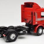 Scania 143M 470 Topline Rød MCG 1:18 MCG18142 - image 3 of 8