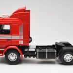 Scania 143M 470 Topline Rød MCG 1:18 MCG18142 - image 4 of 8