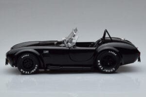 Shelby Cobra 427 S/C Sort Kyosho 1:18 08048BK Metal — billede 4 af 9