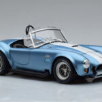 Shelby Cobra 427 S/C Lyseblå Kyosho 1:18 - image 5 of 9