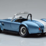 Shelby Cobra 427 S/C Lyseblå Kyosho 1:18 - image 6 of 9