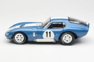 Shelby Daytona Cobra Coupe #11 S. Thompson 24 Hours of Le Mans 1965 CMR 1:18 CMR114 Metal — billede 4 af 8