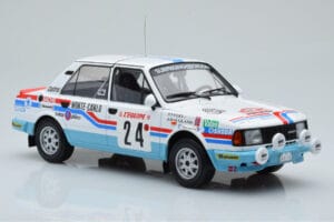 Skoda 130 L Night Version #24 J. Augland Rally Monte Carlo 1987 IXO 1:18 18RMC156 Metal — billede 4 af 6