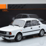Skoda 130 L Hvid IXO 1:18 - image 6 of 6
