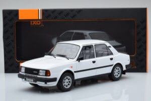 Skoda 130 L Hvid IXO 1:18 18CMC158 Metal — billede 6 af 6