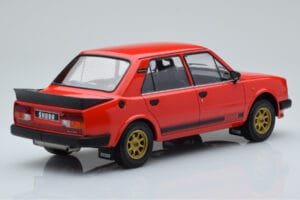 Skoda 130 LR Rød IXO 1:18 18CMC159 Metal — billede 2 af 6