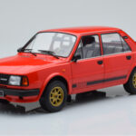 Skoda 130 LR Rød IXO 1:18