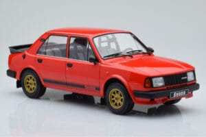 Skoda 130 LR Rød IXO 1:18 18CMC159 Metal — billede 4 af 6