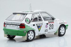 Skoda Felicia #20 S. Blomqvist / B. Cederberg Rally RAC Lombard 1995 IXO 1:18 18RMC147 Metal — billede 2 af 6