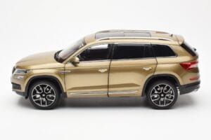 Skoda Kodiaq Guld FAW 1:18 ZSX000001GOL Metal — billede 4 af 8