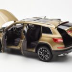 Skoda Kodiaq Guld FAW 1:18 ZSX000001GOL - image 5 of 8