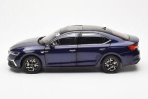 Skoda Octavia Pro Blå FAW 1:18 ZMR000006BLA Metal — billede 4 af 8