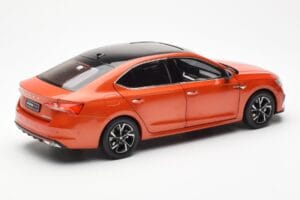 Skoda Octavia Pro Orange FAW 1:18 ZMR000006ORA Metal — billede 3 af 8